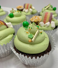 Load image into Gallery viewer, St. Patricks Day Cupcakes