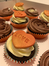 Load image into Gallery viewer, Say it with Cupcakes