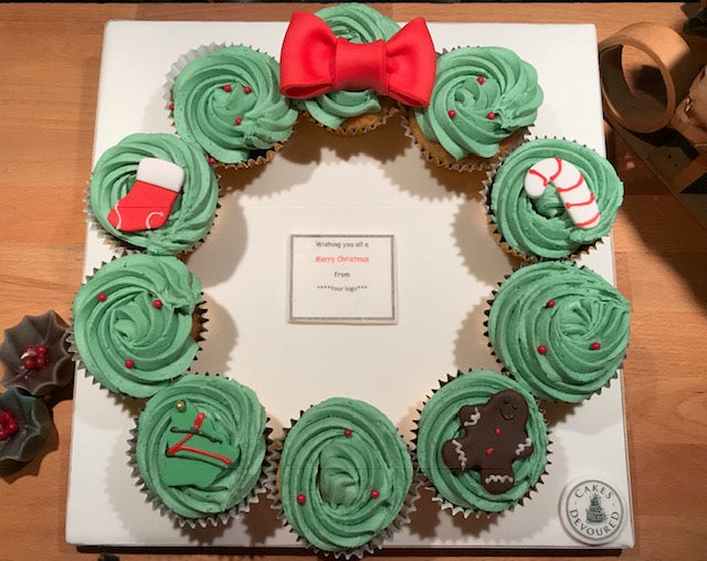 Christmas Cupcake Wreath