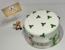 Load image into Gallery viewer, Christmas Cake - 6&quot; round cake
